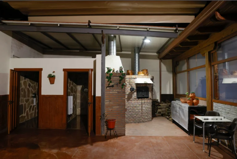 Foto de Restaurante + VIvienda en Cebolla