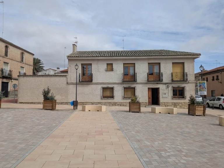 Casa rural y restaurante en cebolla